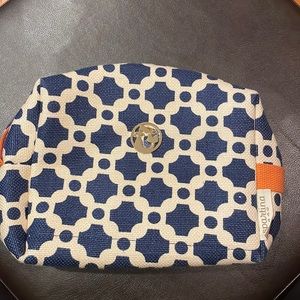 Spartina 449 cosmetic bag in May River linen print